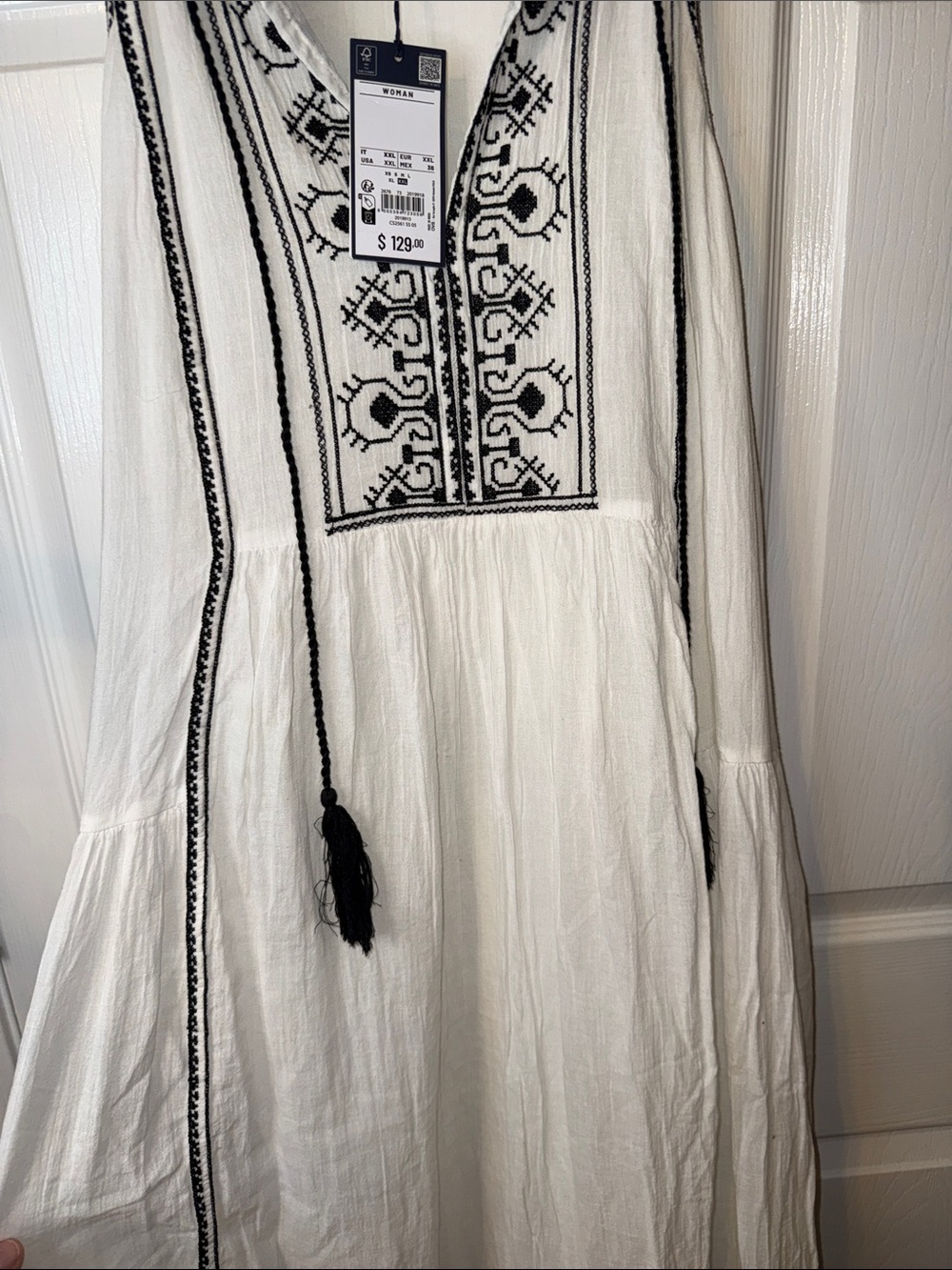 Piombo White Maxi Dress with Black Embroidery - Picture 3 of 6